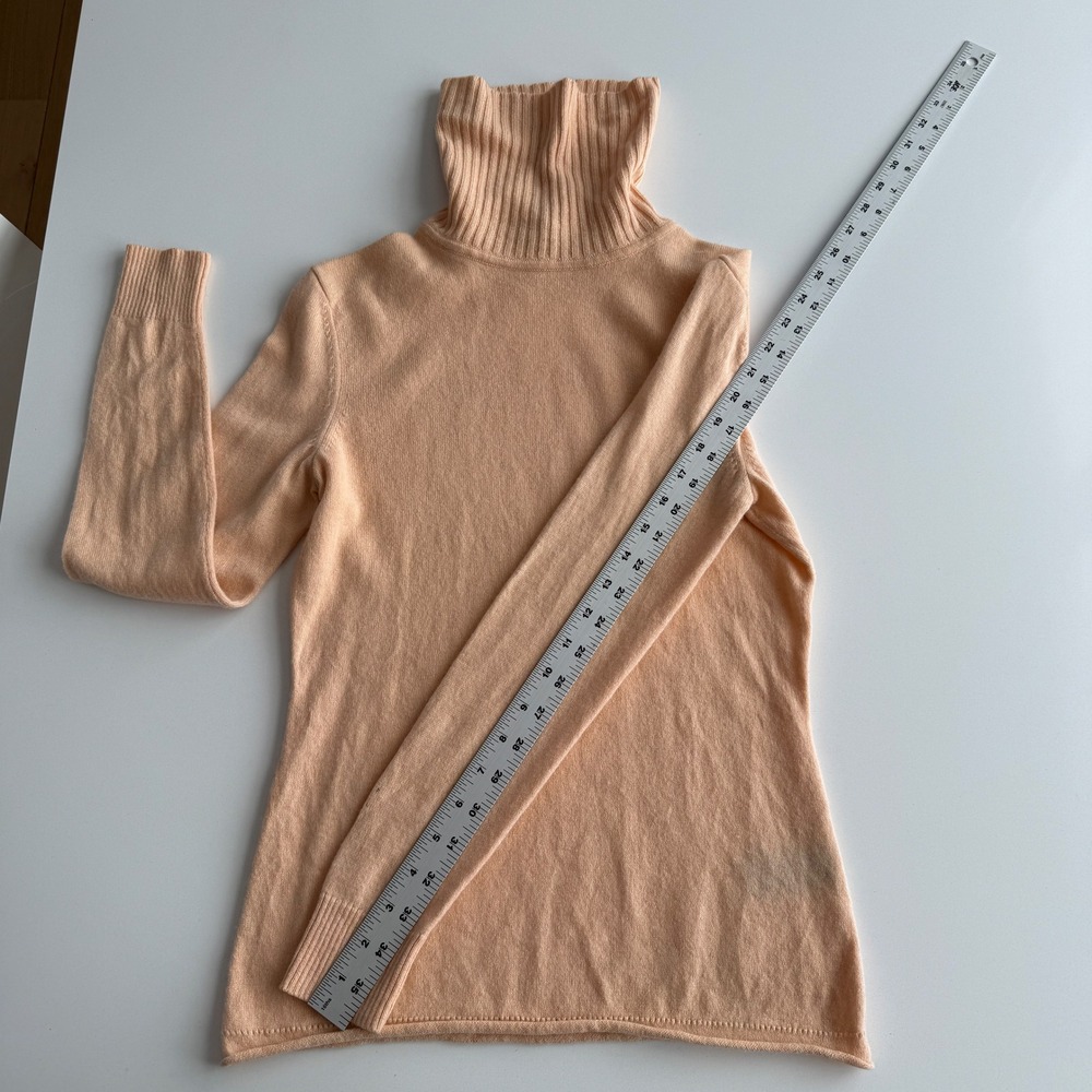 Lafayette 148 Blush Peach Cashmere‎ Fitted Turtleneck Sweater sz Small - Picture 7 of 8